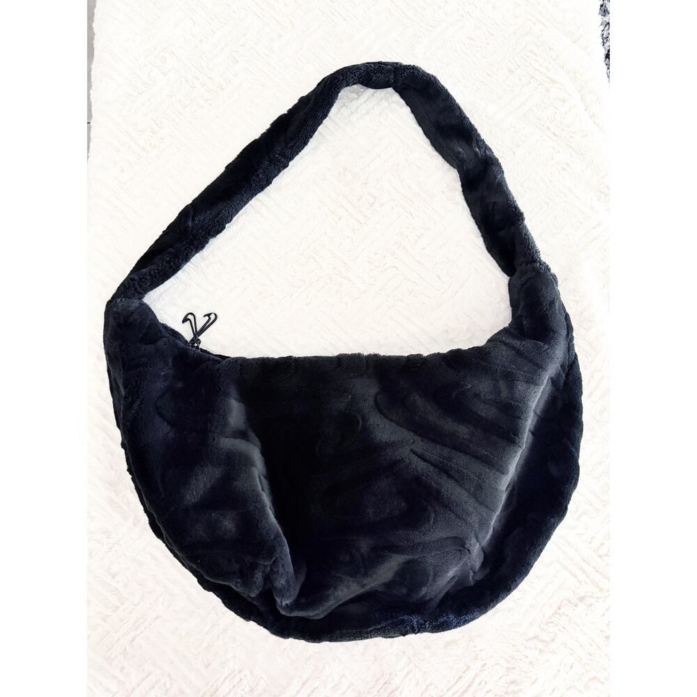 Nike Sportswear Black Faux Fur Slouchy Hobo Bag Oversized Y2K Shoulder Crossbody - Picture 10 of 11